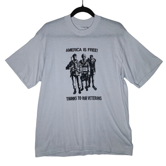 Vintage America Is Free Thanks To Our Veterans T-shirt Single Stitch Gray M/L - Picture 1 of 9